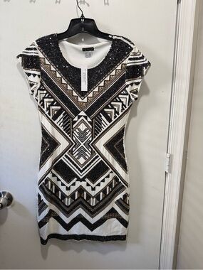 VENUS Black, White and Gold Beaded Geometric Mini Dress
